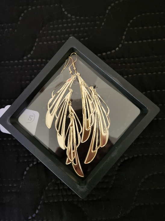 UNLISTED Y - Picture 6 of 8